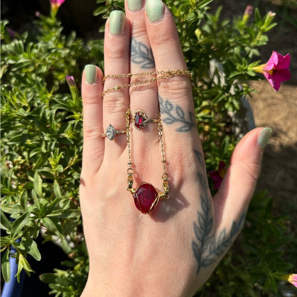 Faceted Ruby Interchangeable - image 3